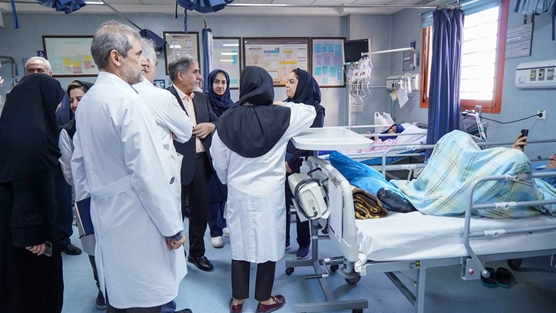 بازدید رییس دانشگاه از بیمارستان دکتر مسیح دانشوری